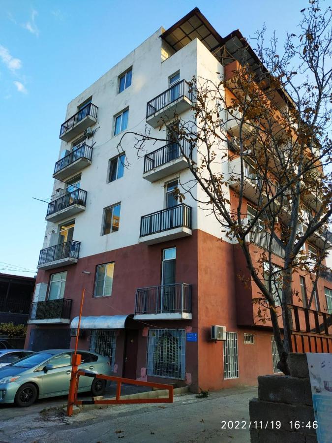 Apartment Sandra Tbilisi Exterior photo